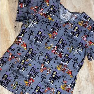 DISNEY Halloween scrub top -S